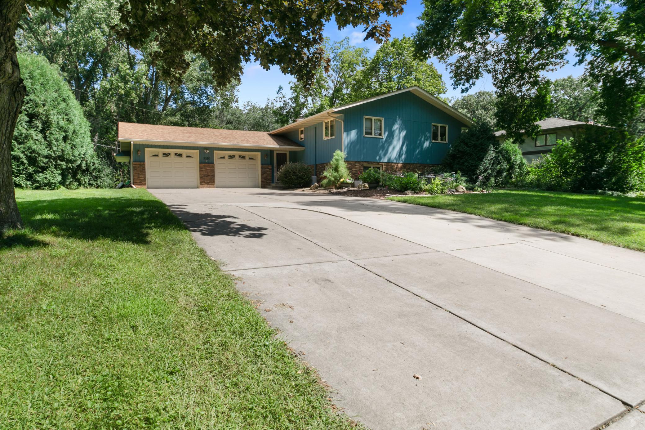 3380 Dunlap Street N