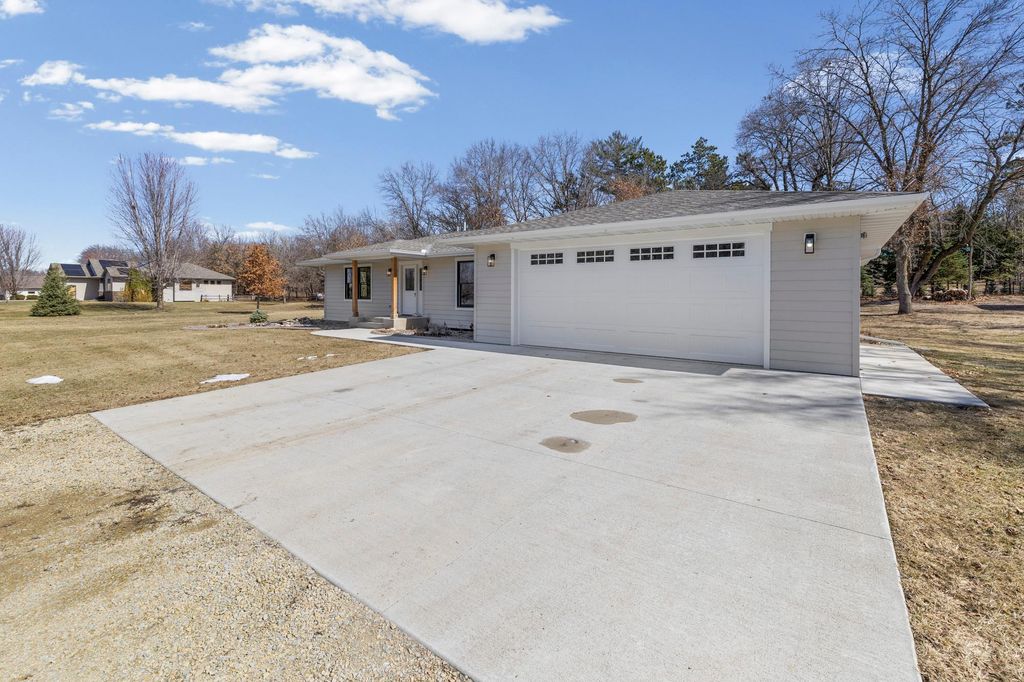 Photo of 32420 59th Ave Way, Cannon Falls, MN 55009 (MLS # 7035273)