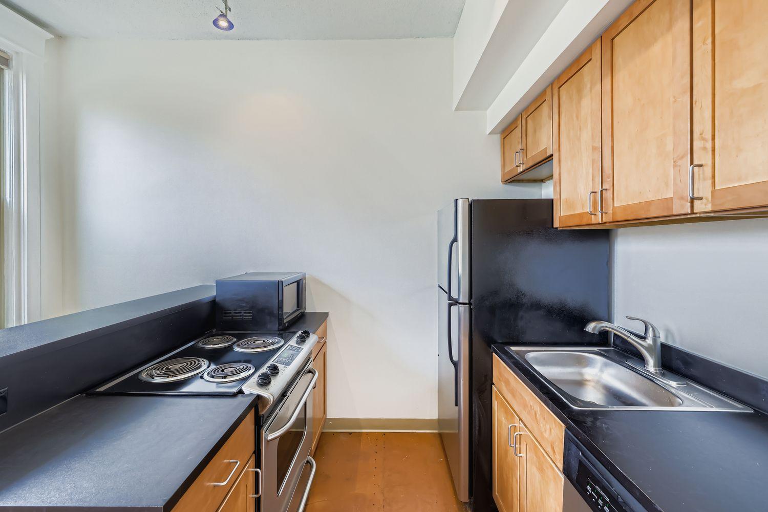 488 Wabasha Street N 403