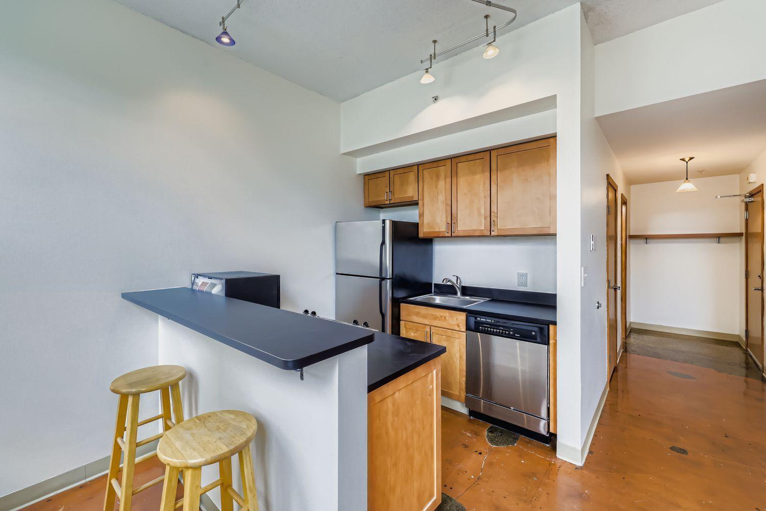 488 Wabasha Street N 403