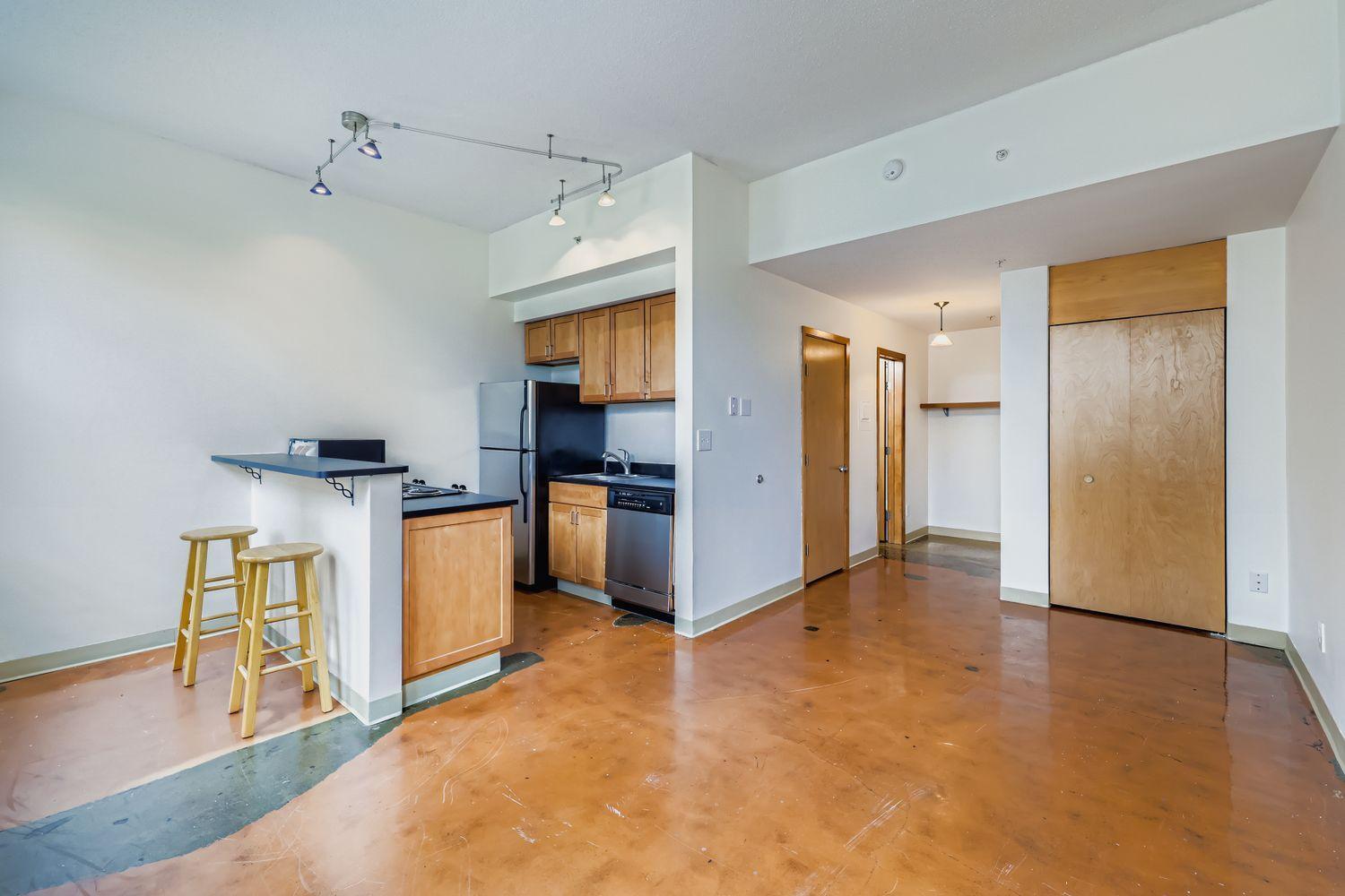 488 Wabasha Street N 403