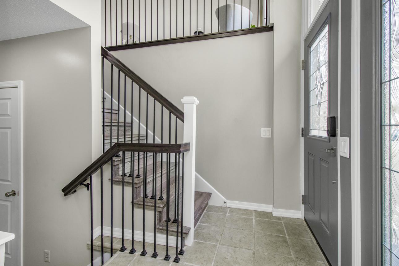 1657 Dove Lane
