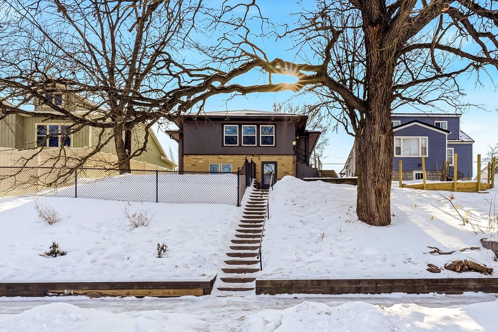 Photo of 1411 Woodland Avenue, Eau Claire, WI 54701 (MLS # 7007523)