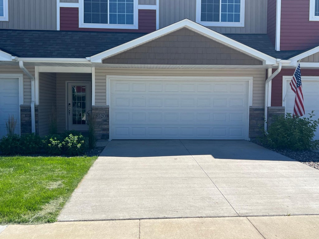 Photo of 8520 Gateway Circle, Monticello, MN 55362 (MLS # 7147033)