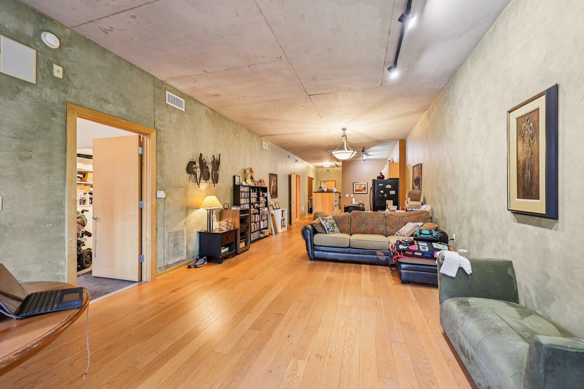 212 1st Street N 202