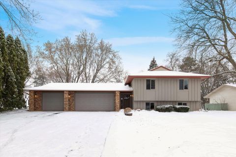 7100 145th Street W Apple Valley MN 55124