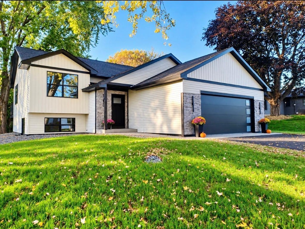 Photo of 15051 Upper 63rd Street North, Stillwater, MN 55082 (MLS # 7156459)