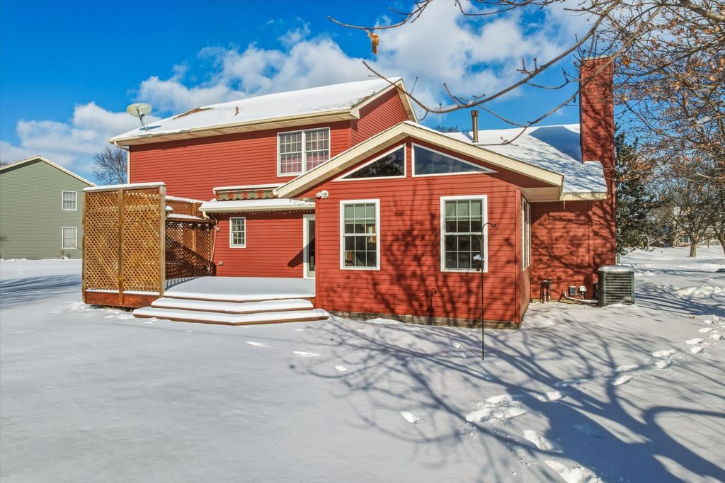 Photo of 2563 Colony Circle, Saint Cloud, MN 56303 (MLS # 7030113)