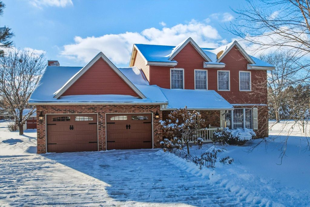 Photo of 2563 Colony Circle, Saint Cloud, MN 56303 (MLS # 7030113)