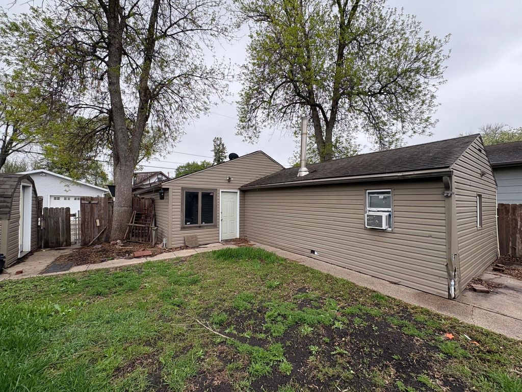 Photo of 346 15th Avenue S, Fargo, ND 58103 (MLS # 7076061)