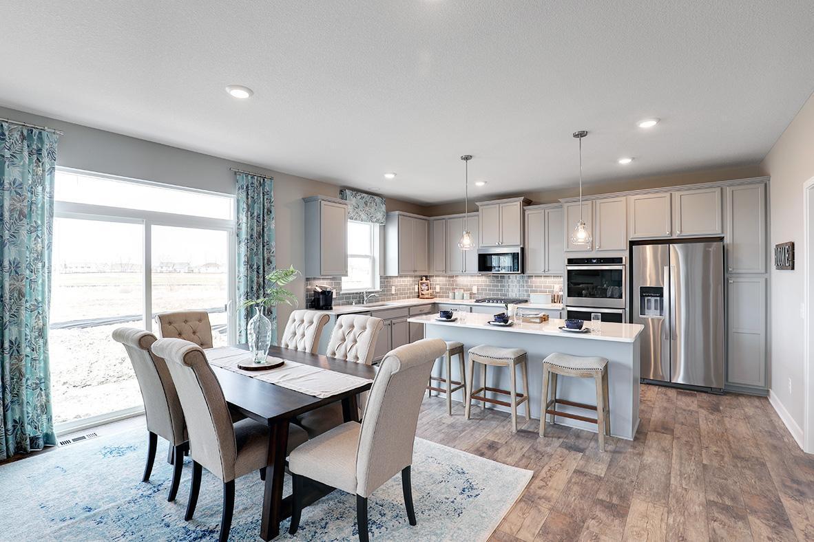 3164 Sunflower Way NW