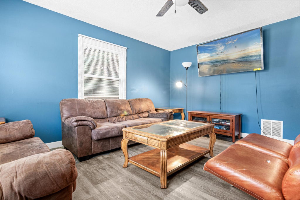Photo of 1165 Norton Street, Saint Paul, MN 55117 (MLS # 7161240)