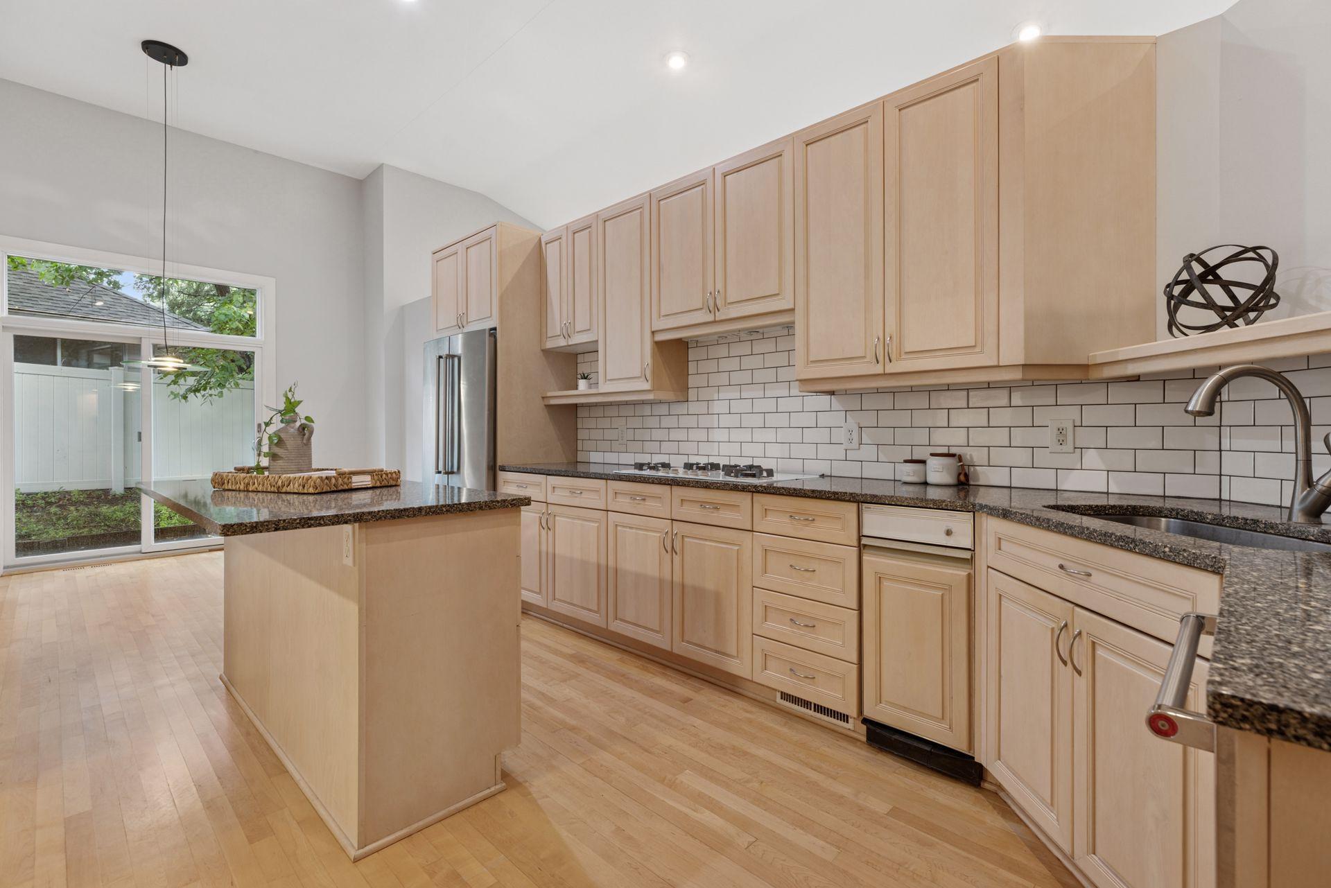 11984 Saint Albans Hollow Drive