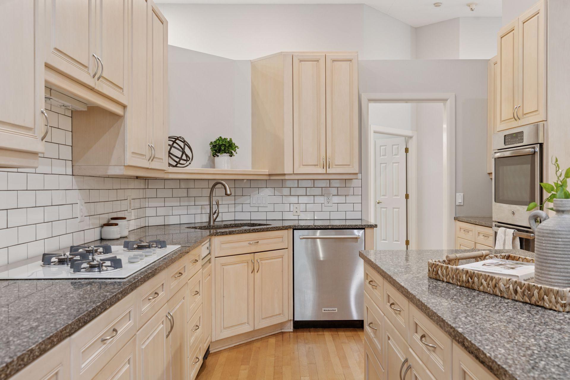 11984 Saint Albans Hollow Drive