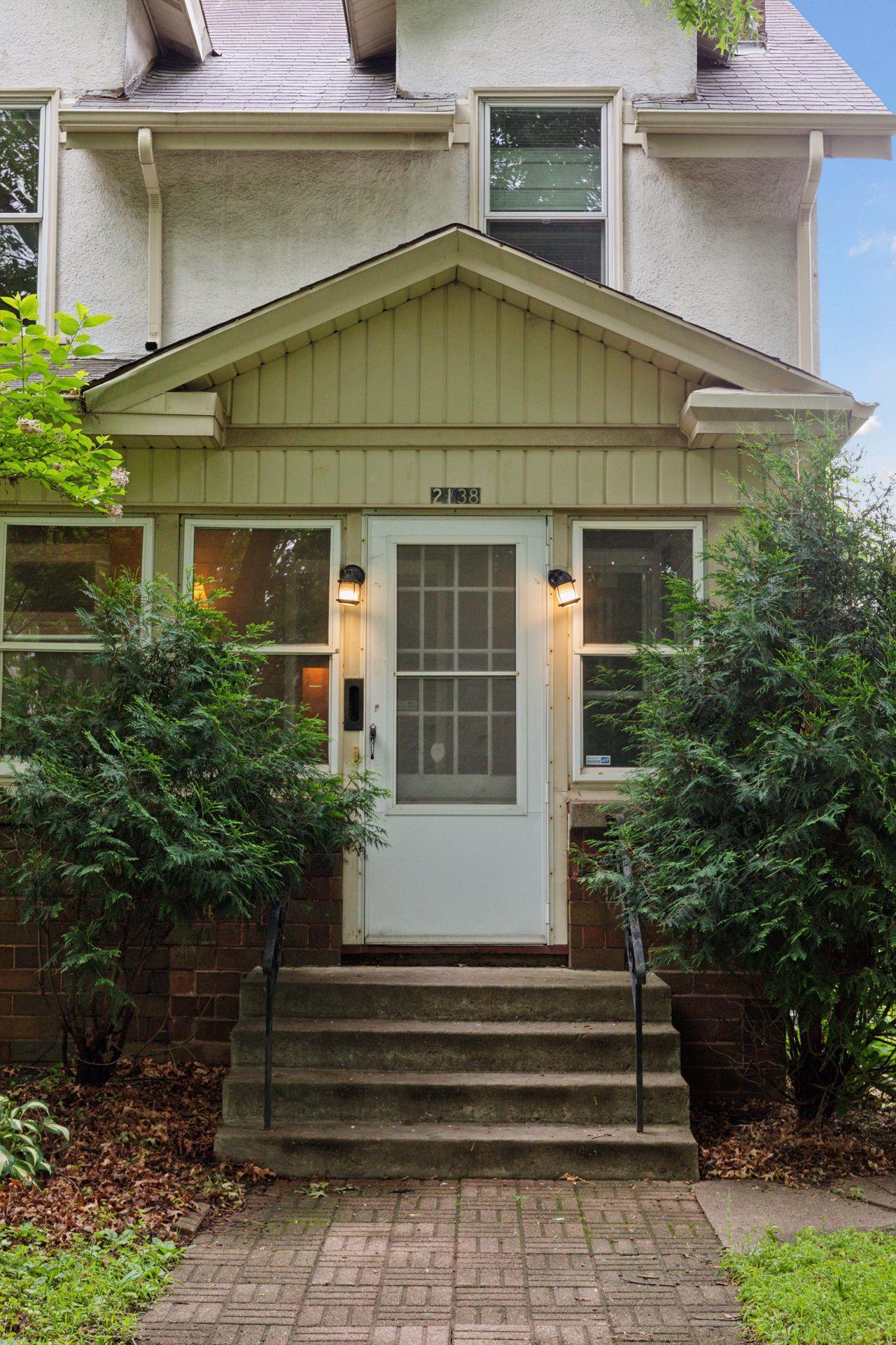 2138 Marshall Avenue