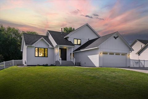 7269 Bancroft Way Inver Grove Heights MN 55077