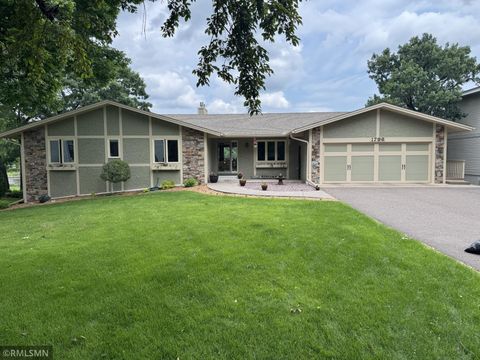 1796 19th Terrace NW New Brighton MN 55112
