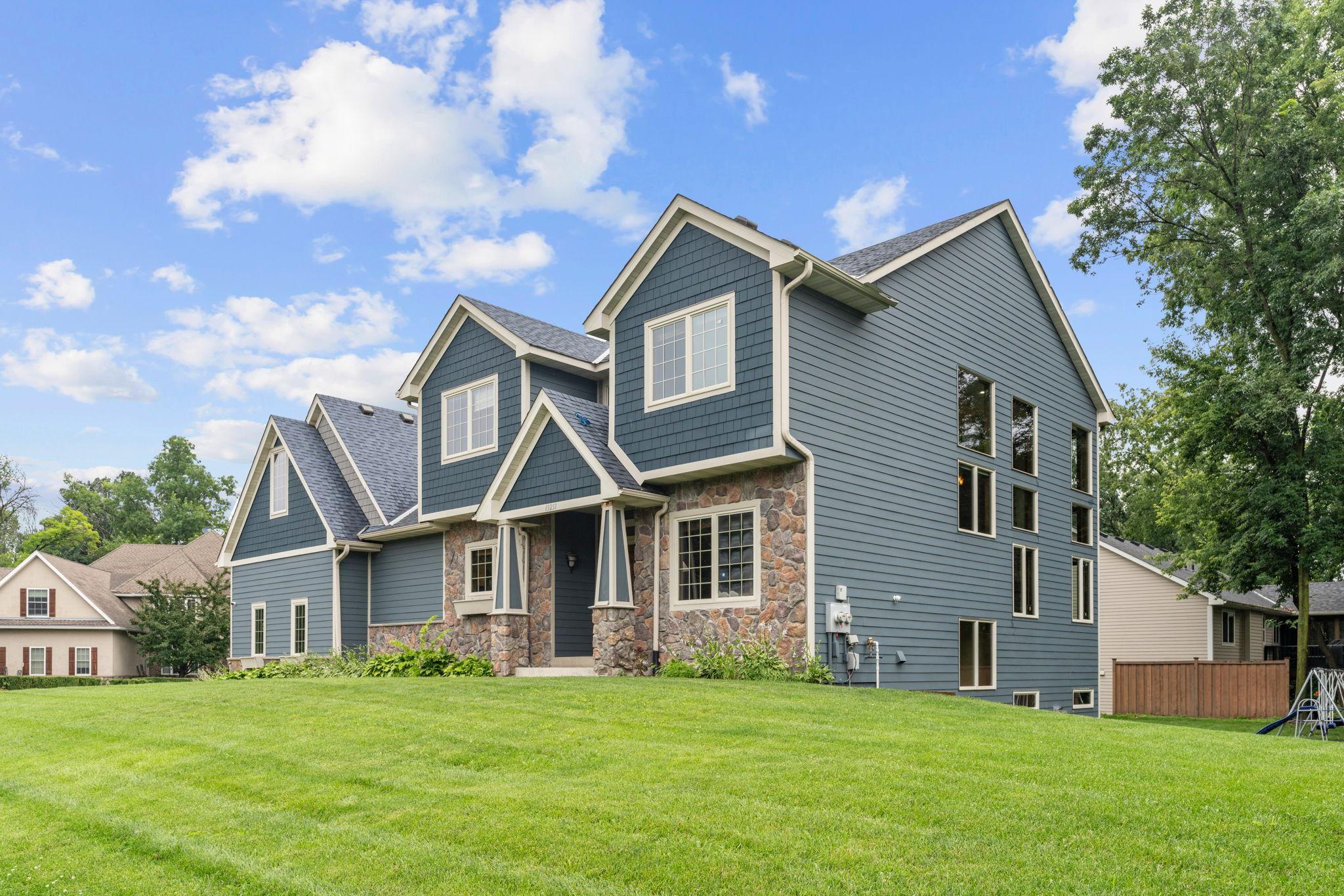 13251 Pennsylvania Avenue