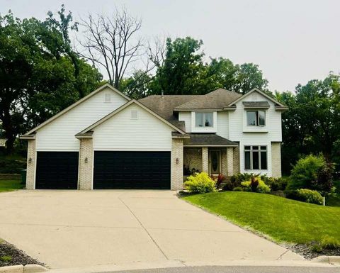 14925 Oak Ridge Court W Burnsville MN 55306