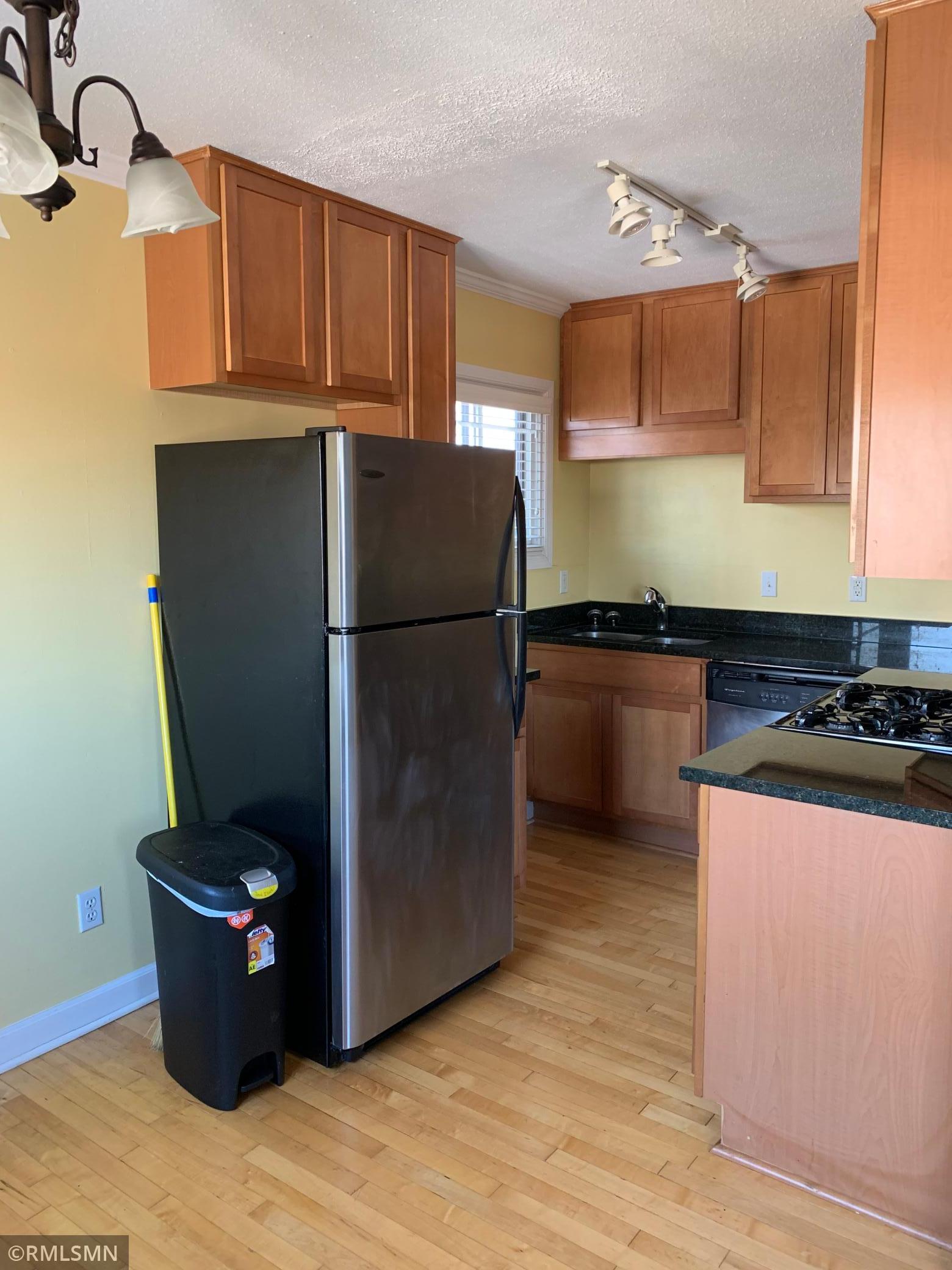 440 Ridgewood Avenue 204