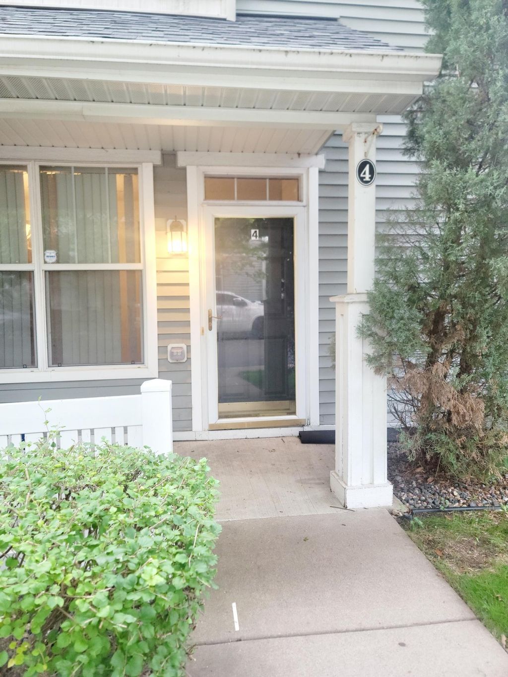 Photo of 3049 Chamberlain Street N #4, Maplewood, MN 55109 (MLS # 7020417)