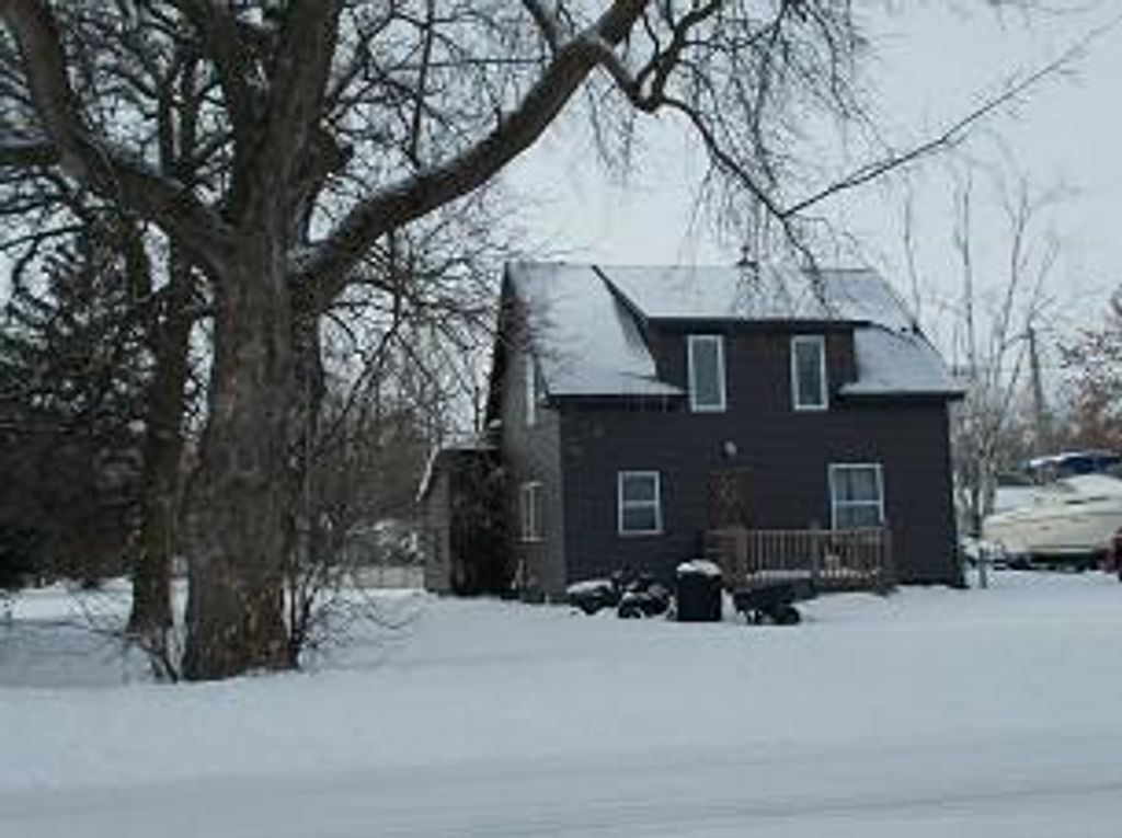 Photo of 301 7th Avenue SE, Roseau, MN 56751 (MLS # 7017539)