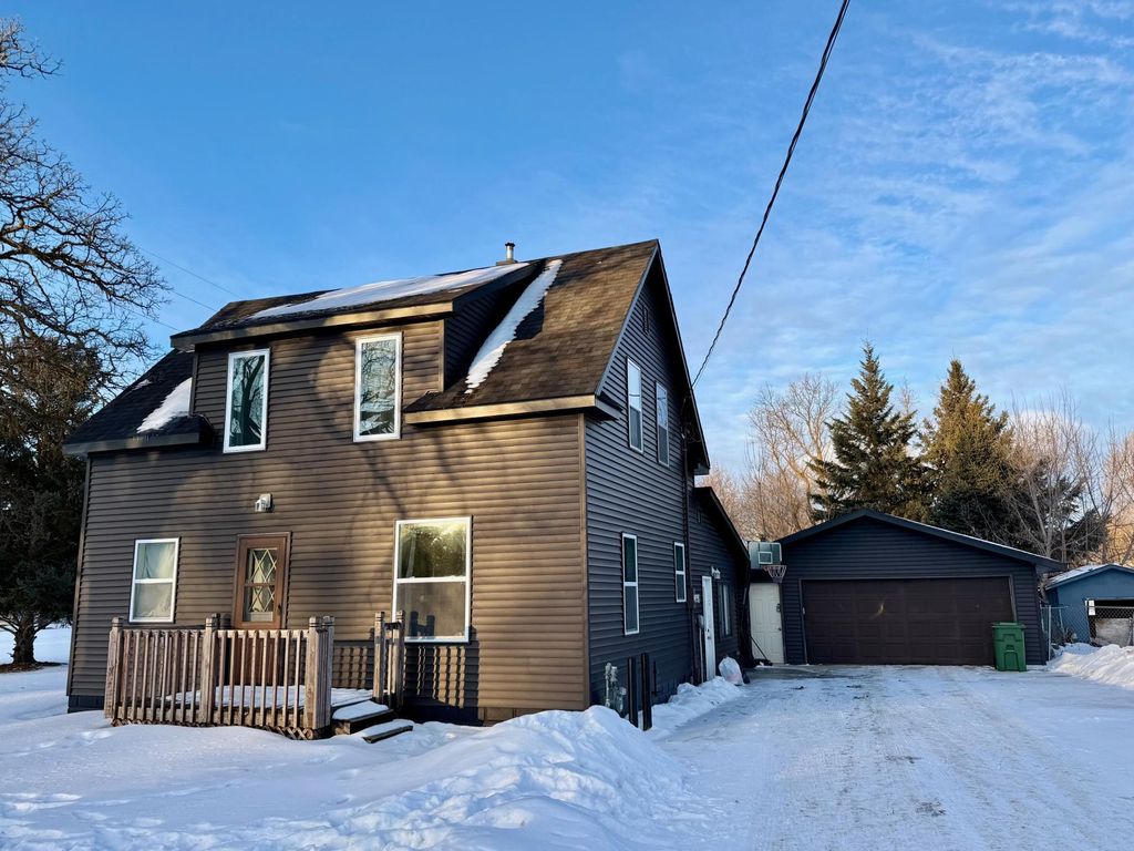 Photo of 301 7th Avenue SE, Roseau, MN 56751 (MLS # 7017539)