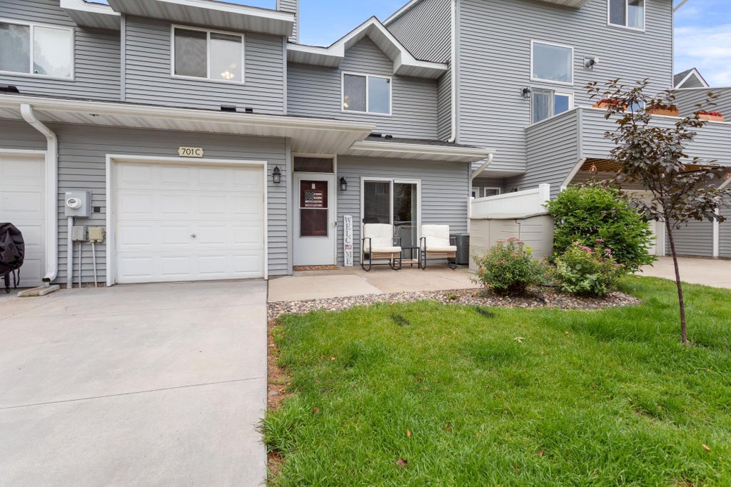 Photo of 701 Woodduck Drive #C, Woodbury, MN 55125 (MLS # 7103799)