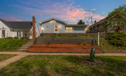 1155 James Ave W Saint Paul MN 55105