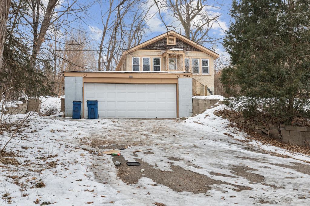 Photo of 2315 Kirkwood Lane N, Plymouth, MN 55441 (MLS # 7009240)
