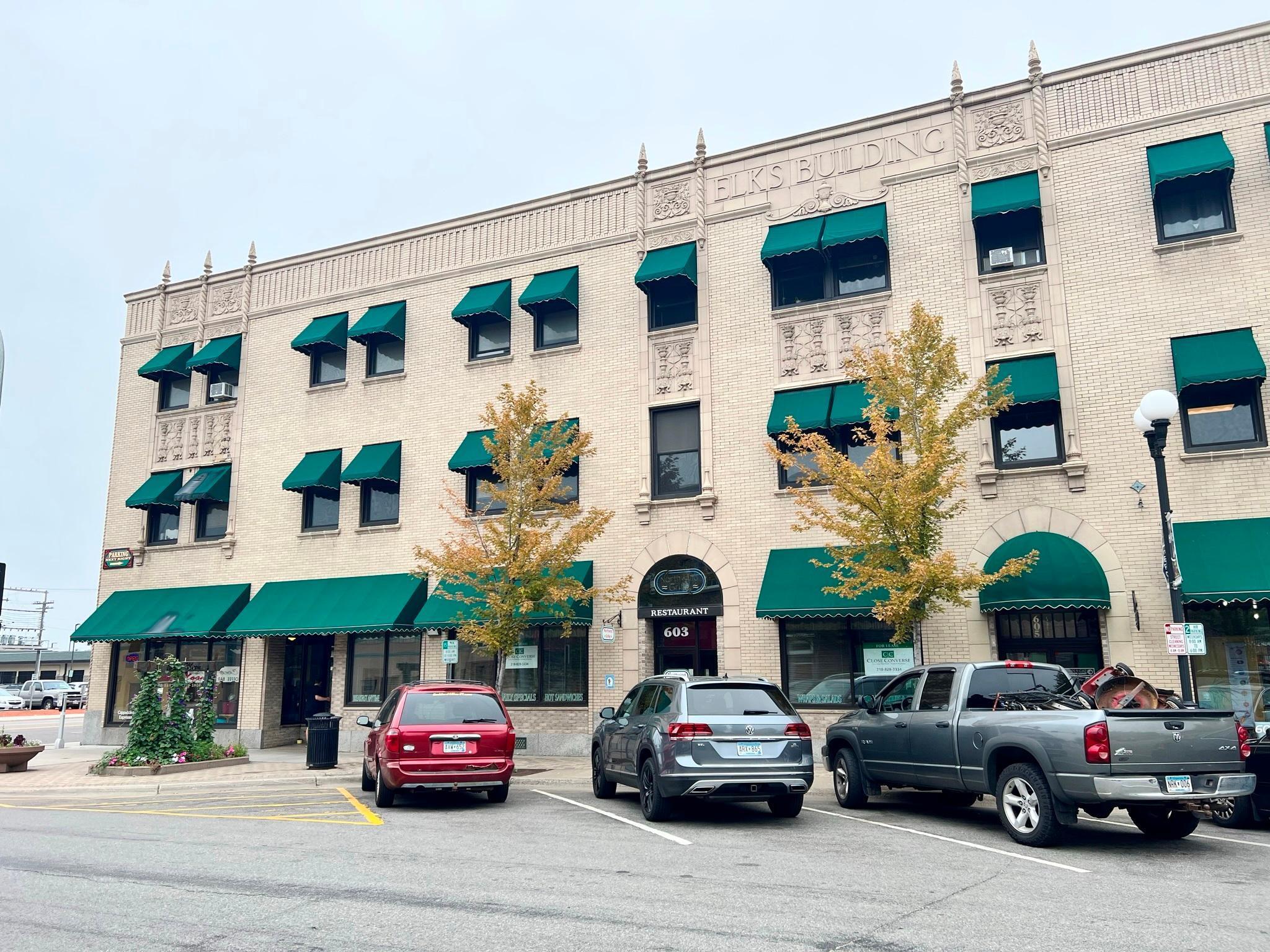 605 Laurel Street Upper Level