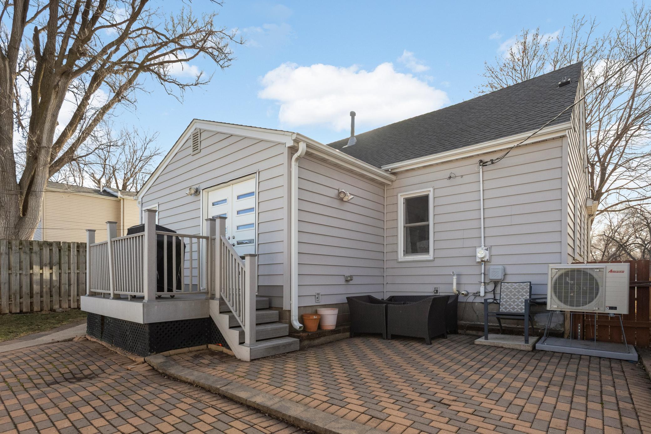 2837 Louisiana Avenue S