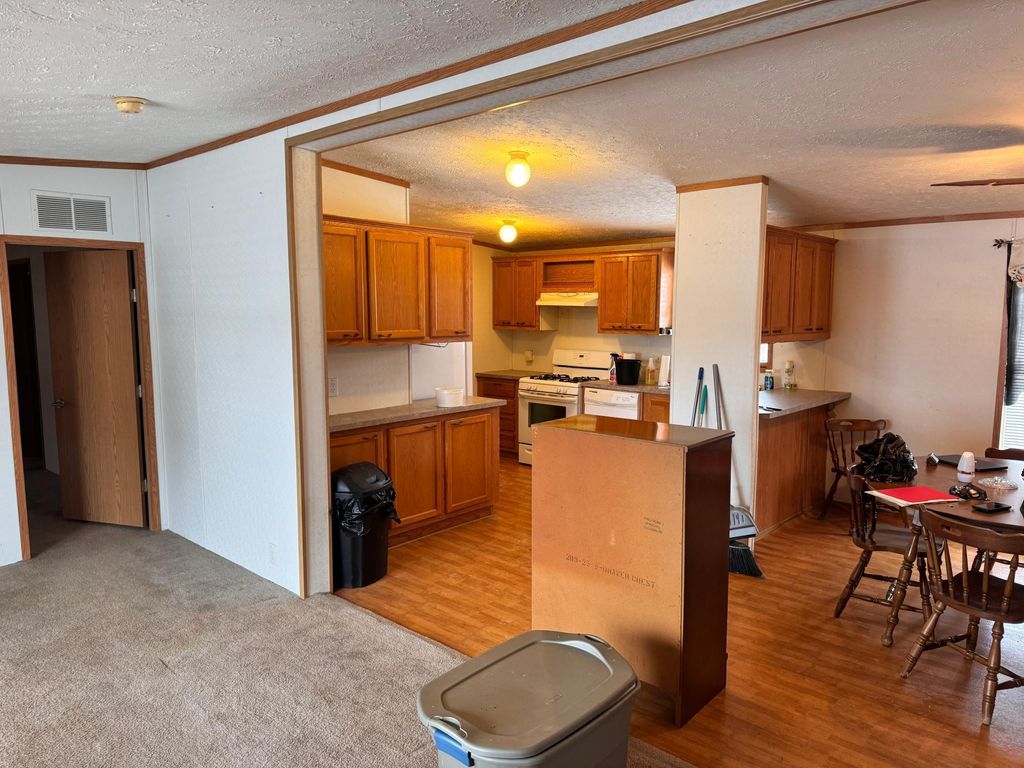 Photo of 516 Main Street W, Hinckley, MN 55037 (MLS # 6822733)