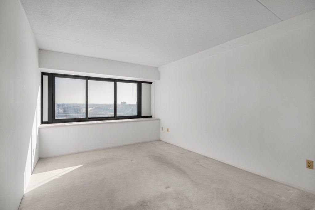 Photo of 1920 S 1st Street #1106, Minneapolis, MN 55454 (MLS # 6812061)