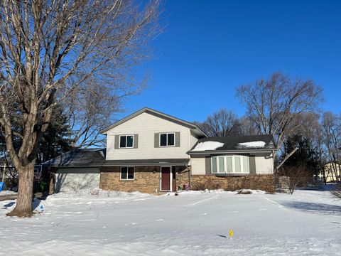 4027 86th Lane NE Circle Pines MN 55014