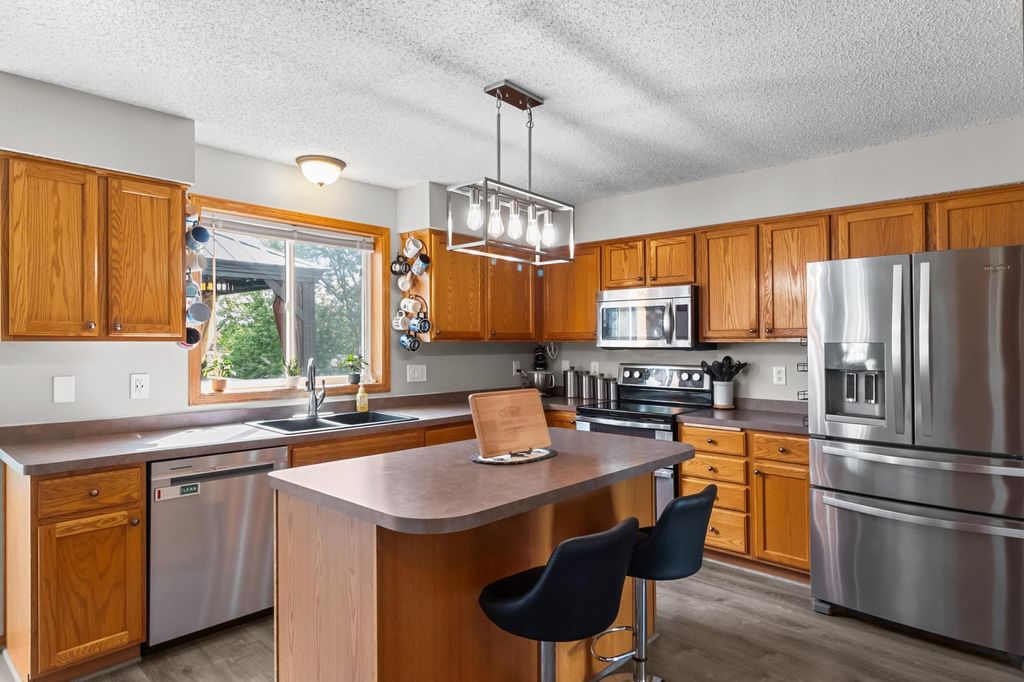 Photo of 17042 Eventide Way, Farmington, MN 55024 (MLS # 6802724)