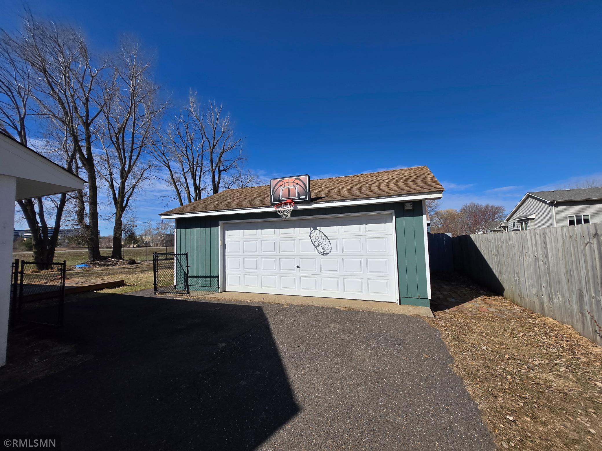 8504 Edison Street NE