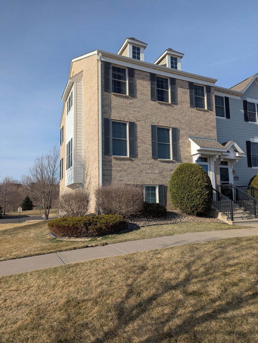 Photo of 11170 Sand Castle Drive #E, Woodbury, MN 55129 (MLS # 7040995)