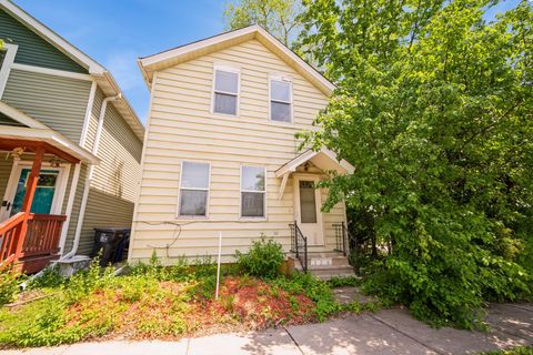 326 Oneida Street Saint Paul MN 55102