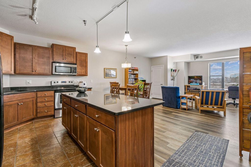 Photo of 1155 Ford Road #407, Saint Louis Park, MN 55426 (MLS # 7052647)