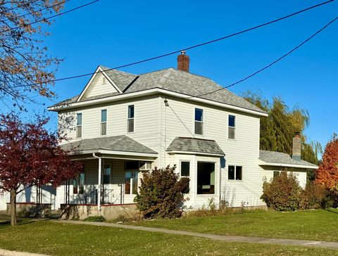 Photo of 106 N 2nd Street, Belview, MN 56214 (MLS # 6812080)