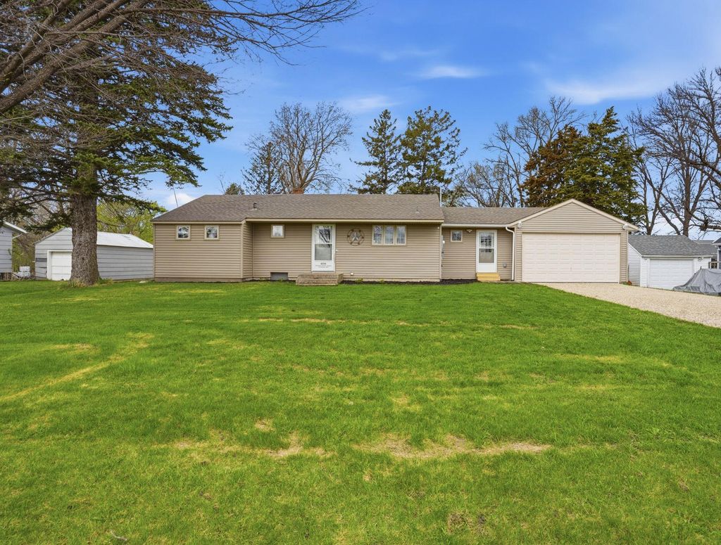 Photo of 606 Cofield Street S, Raymond, MN 56282 (MLS # 7050604)