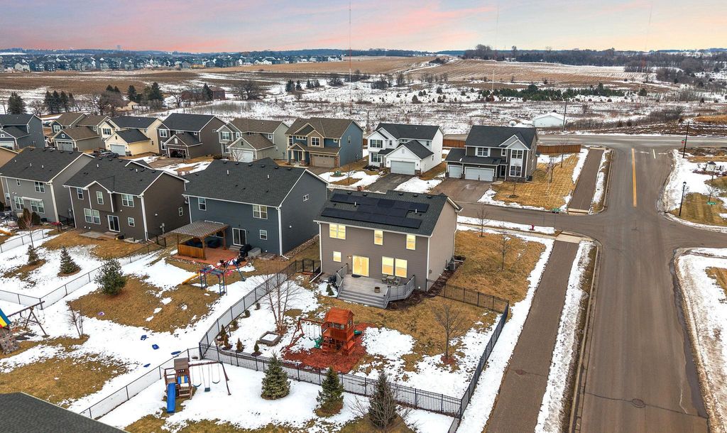 Photo of 5663 Fair Haven Trail, Woodbury, MN 55129 (MLS # 7021751)