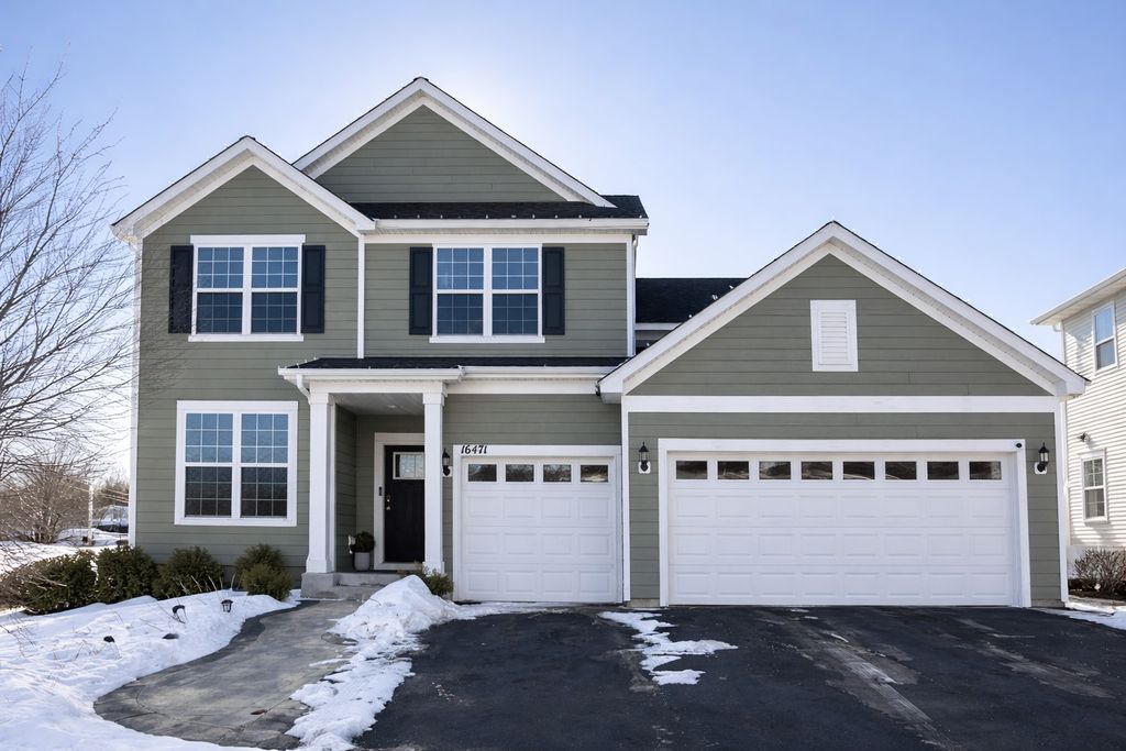 Photo of 16471 Territorial Trail, Maple Grove, MN 55369 (MLS # 7015319)