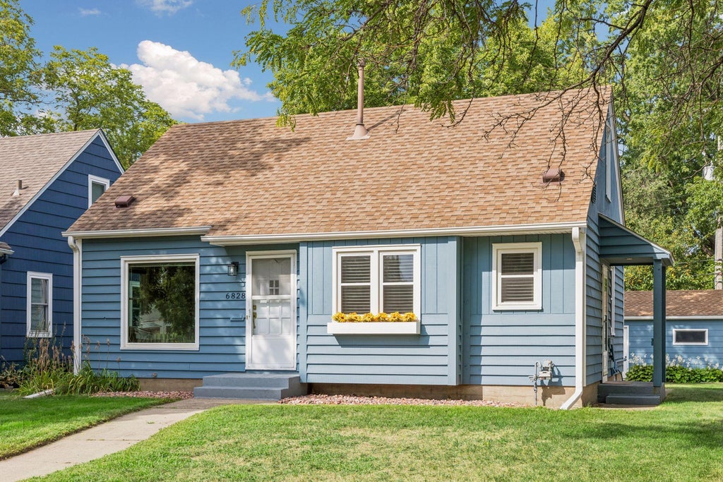 Photo of 6828 Grand Avenue S, Richfield, MN 55423 (MLS # 7139704)