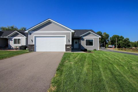 Photo of 400 Grant Avenue SE, Hutchinson, MN 55350 (MLS # 6779159)