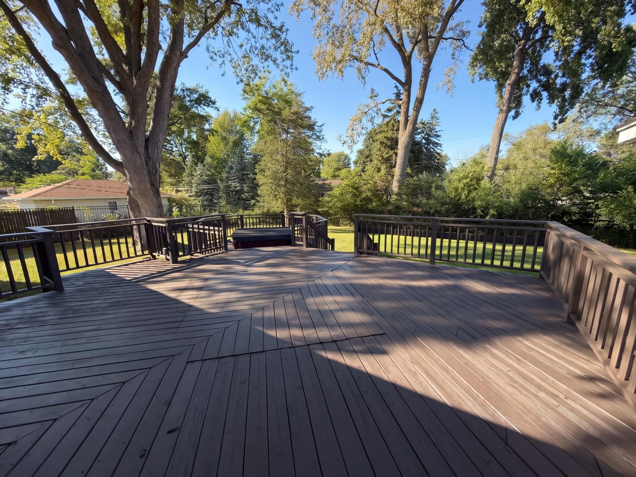 1181 Laurie Road W
