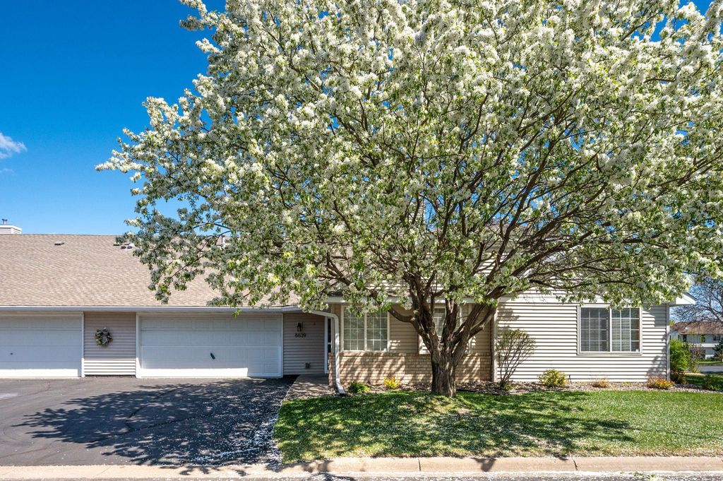 Photo of 8639 Prestwick Lane N, Brooklyn Park, MN 55443 (MLS # 7061997)