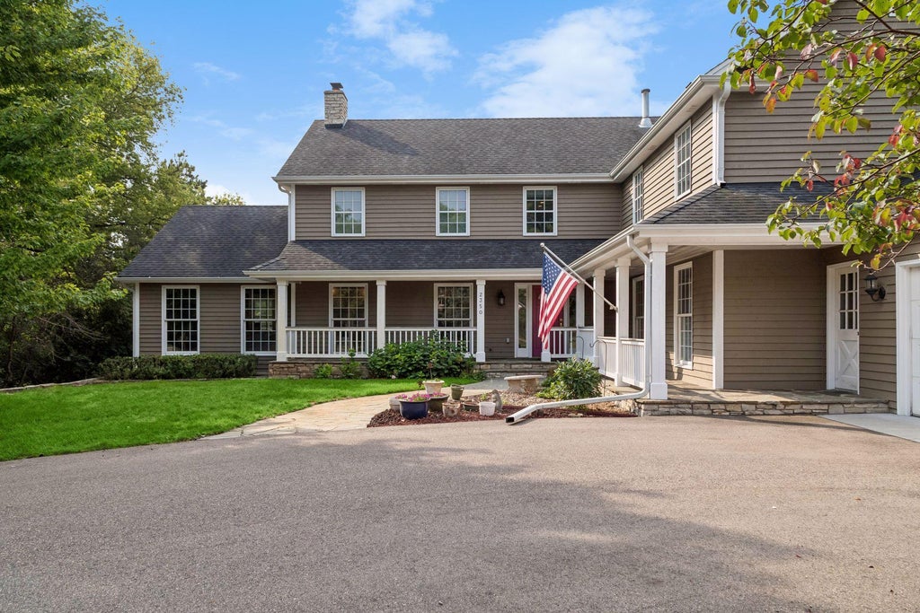Photo of 2350 Longview Circle, Orono, MN 55356 (MLS # 7135744)