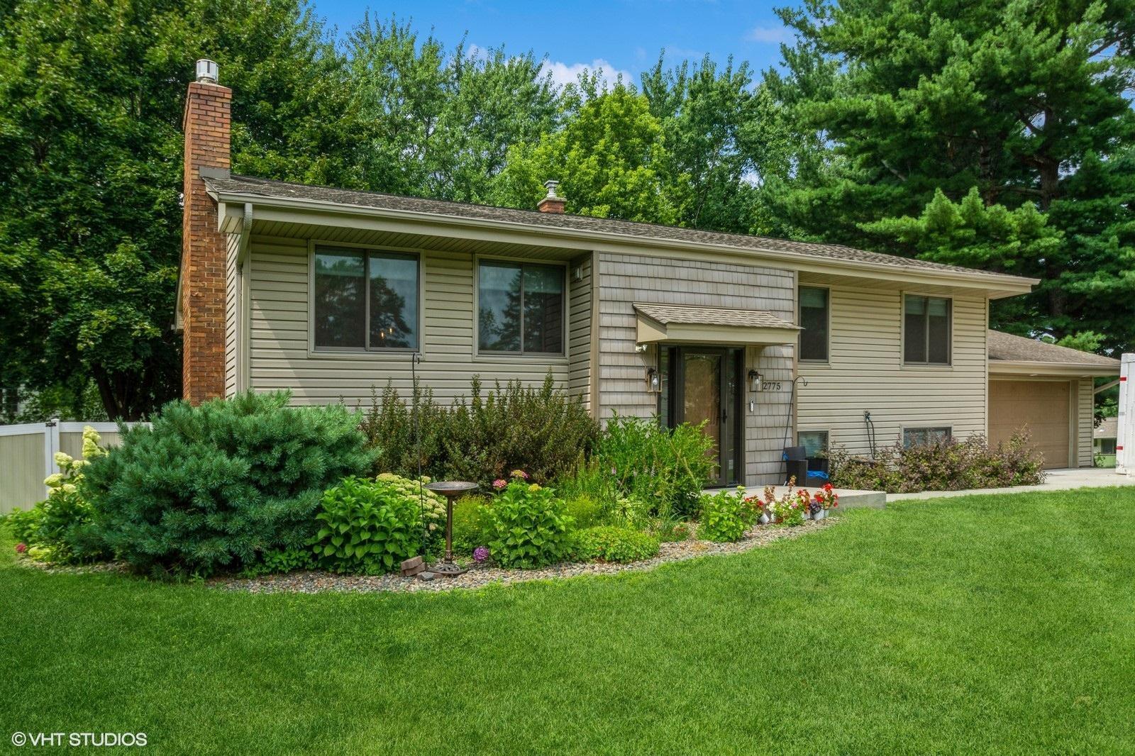 2775 Iona Circle